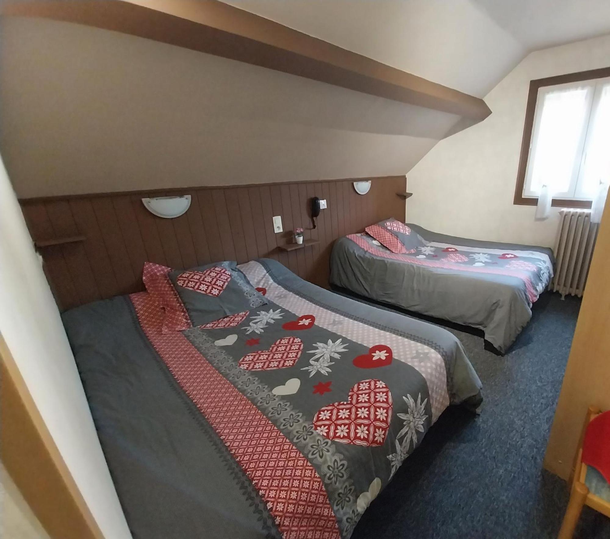 Hotel Les Deux Cols Sainte-Marie-de-Campan Luaran gambar